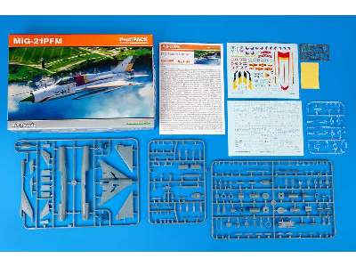 MiG-21PFM 1/72 - image 2