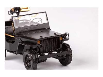 US Army 1/4 ton utility truck w/  trailer 1/35 - Takom - image 4