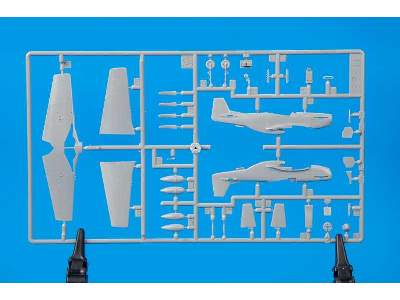 P-51D Mustang 1/144 - image 8