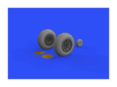P-40N wheels 1/32 - Trumpeter - image 5
