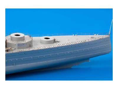 HMS Cornwall 1/350 - Trumpeter - image 6