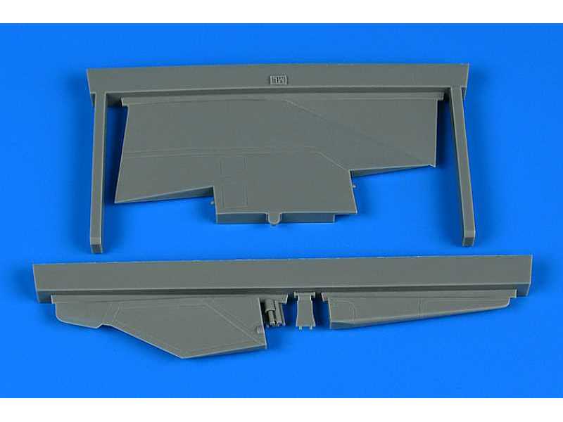 MiG-23ML correct tail fin - Trumpeter - image 1 MiG-23ML correct tail fin - Trumpeter - image 1