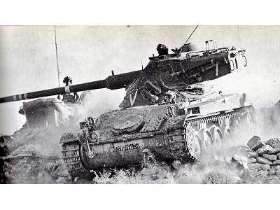 AMX-13/75 light tank - image 24