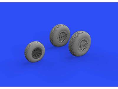 A-26/ B-26 Invader wheels 1/48 - Icm - image 2