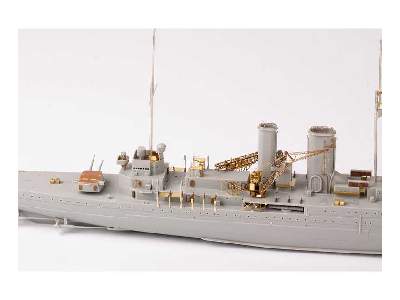HMS Exeter 1/350 - Trumpeter - image 6