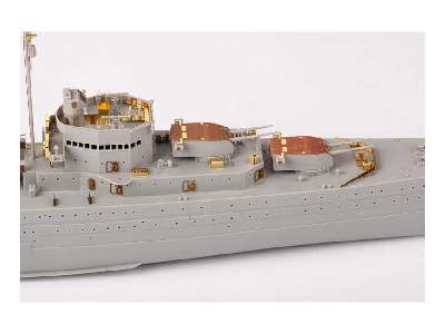 HMS Exeter 1/350 - Trumpeter - image 9