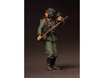 The German Infantryman On March. 1939-42 - image 3