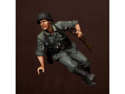 German Panzergrenadier - image 2