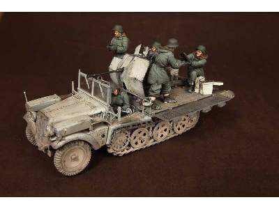 Crew For Sd.Kfz.10/4 Fur 2cm Flak 30 (For Dragon 6676) - image 20