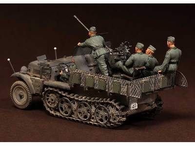 Crew For Sd.Kfz.10/4 Fur 2cm Flak 30 (For Dragon 6739) 6 Figures - image 7