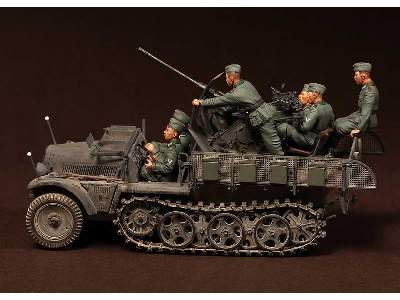 Crew For Sd.Kfz.10/4 Fur 2cm Flak 30 (For Dragon 6739) 6 Figures - image 9