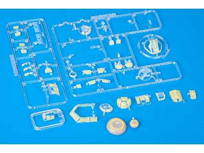 B-17G PART I 1/48 - Hk Models - image 2