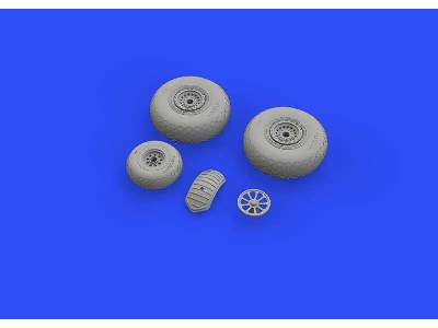 B-24 wheels (9spoke front wheel) 1/32 - Hobby Boss - image 2