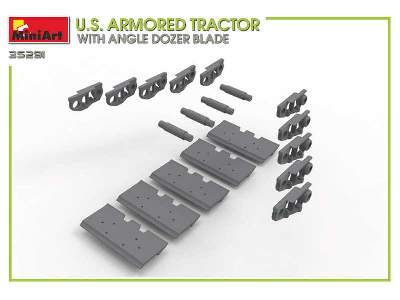 U.S. Armored Tractor With Angle Dozer Blade - image 32