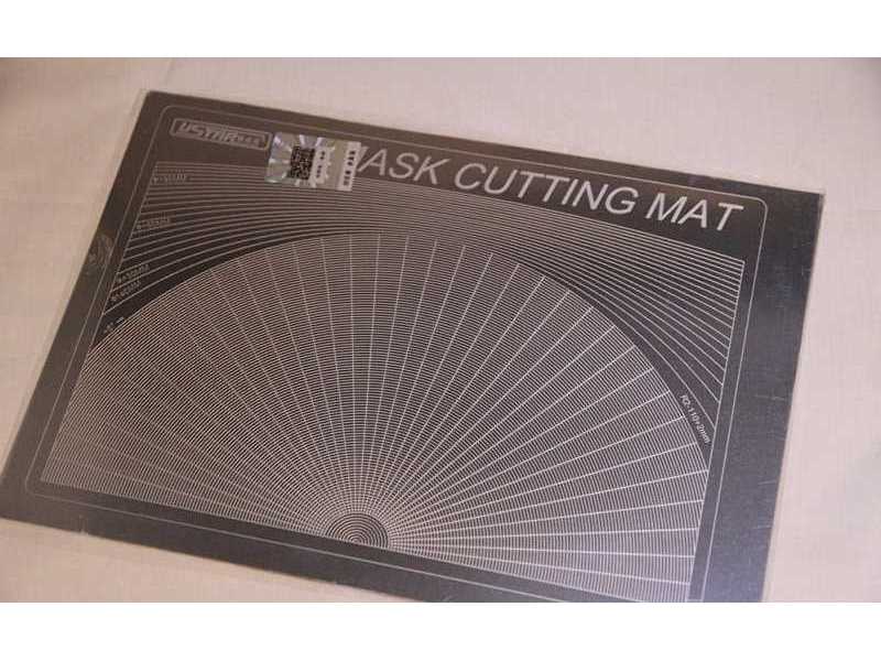 Masking Tape Cutting Mat 16x23 cm - image 1