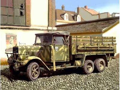 Henschel 33D1 - WWII German Army Truck - image 1