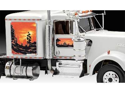 Kenworth W-900 - image 2