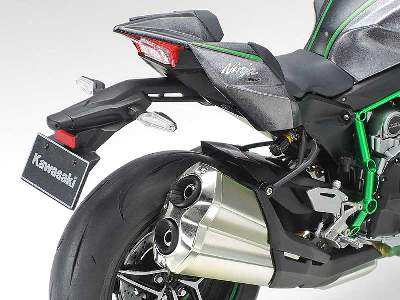 Kawasaki Ninja H2 Carbon - image 6