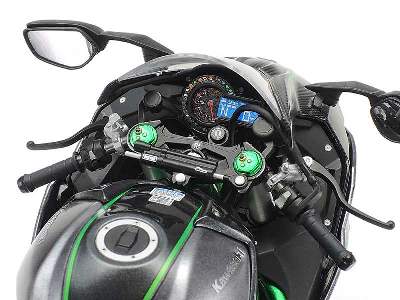 Kawasaki Ninja H2 Carbon - image 9