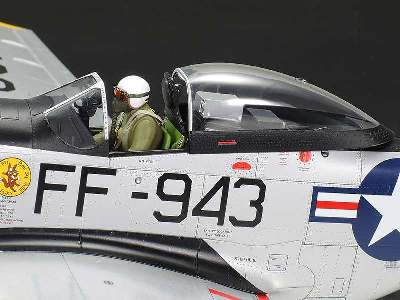 North American F-51D Mustang Korean War - image 9