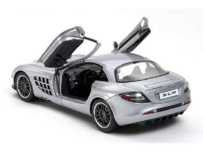 Mercedes Benz SLR722 McLaren - image 3