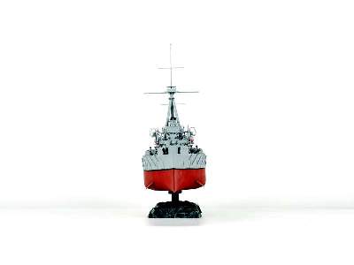 Battleship HMS Dreadnought - image 11