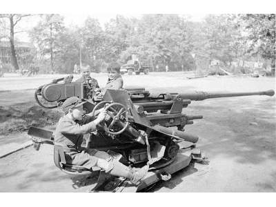 3.7cm Flak 36/37 - image 11