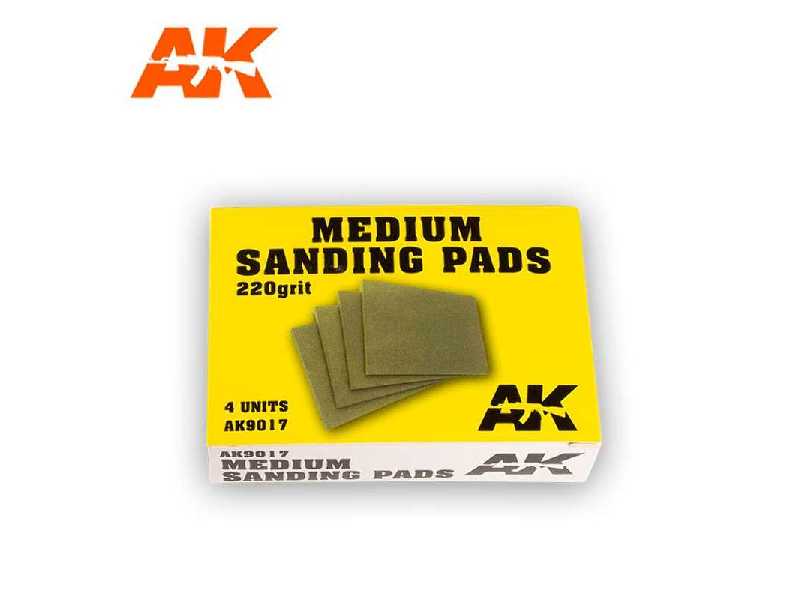 Medium Sanding Pads 220 Grit. 4 Units. - image 1