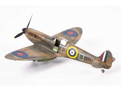 The Spitfire Story Limited Edition Dual Combo  - image 17