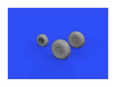 A-26 Invader wheels 1/32 - Hobby Boss - image 7