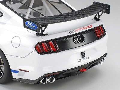 Ford Mustang GT4 - image 5