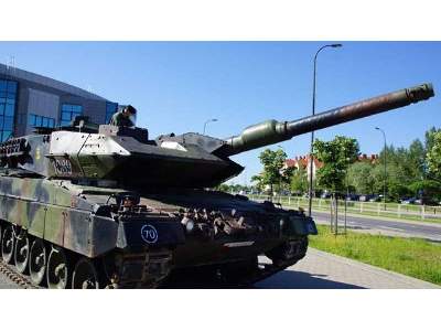 Leopard tanks in Polish service vol.4 - image 8