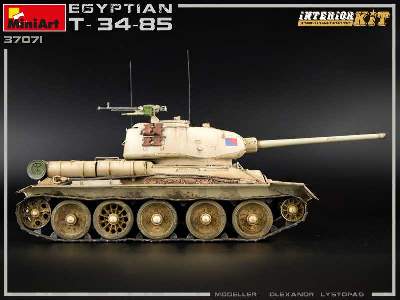 Egyptian T-34/85. Interior Kit - image 55