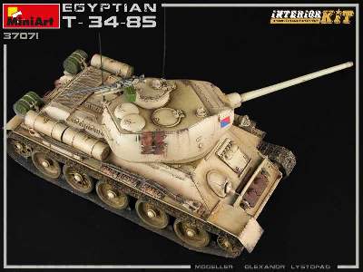 Egyptian T-34/85. Interior Kit - image 58