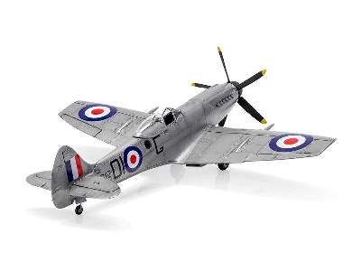 Supermarine Spitfire FR Mk.XIV - image 9