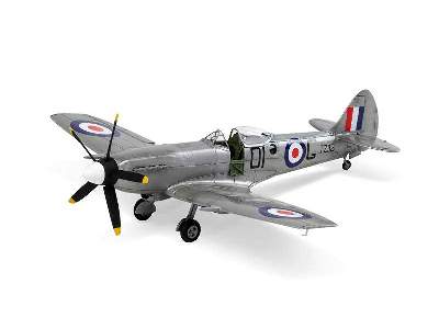 Supermarine Spitfire FR Mk.XIV - image 16