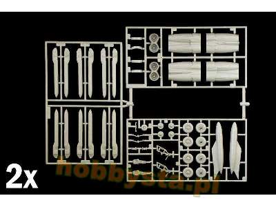 B-52H Stratofortress - image 20