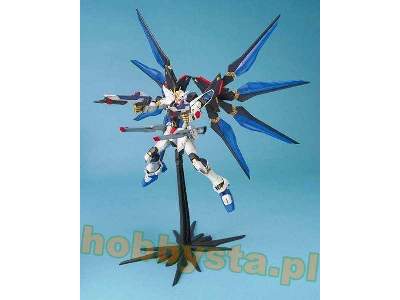 Strike Freedom Gundam - image 3