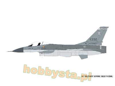 Lockheed Martin F-16A Fighting Falcon - image 3