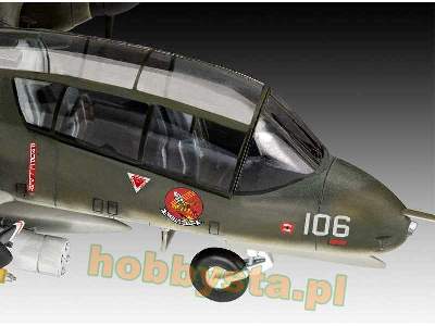 OV-10A Bronco Model Set - image 2