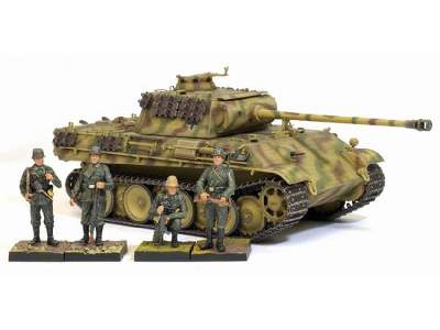 Panther G Late Production w/Zimmerit + Wehrmacht Infantry Figure - image 1