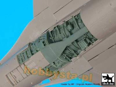 F-16 C Wheel Bay For Tamiya - image 4