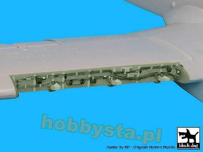 A-10 Wings + Rear Electronics For Italeri - image 3