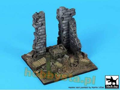 Berlin Ruin Base (90x90 mm) - image 3