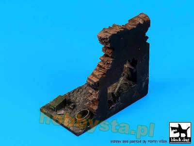 Europe Street Ruin Base (95x60 mm) - image 5