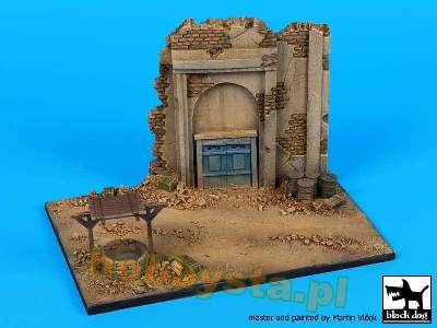 House Ruin With Well Base (150x100 mm) - image 1