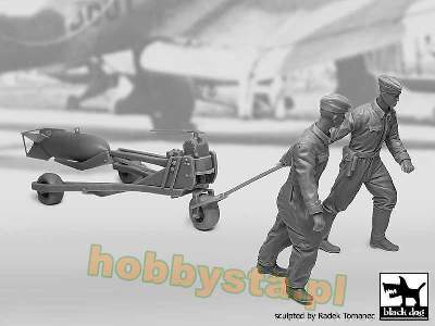 WWii Luftwaffe Bombenpersonals + Bomb Loader + Sc250 Bomb Set - image 2