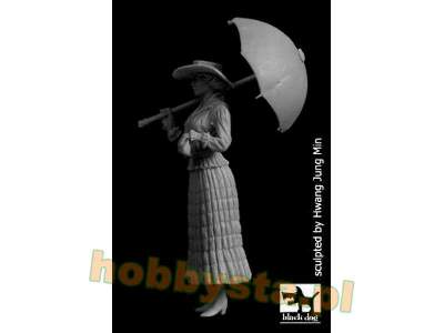 Lady With Umbrella WWi - image 3