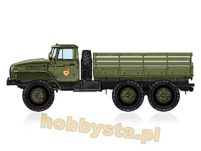Russian Ural-4320 Truck - image 1