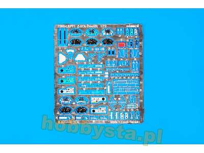 Z-37A Čmelák 1/72 - image 3